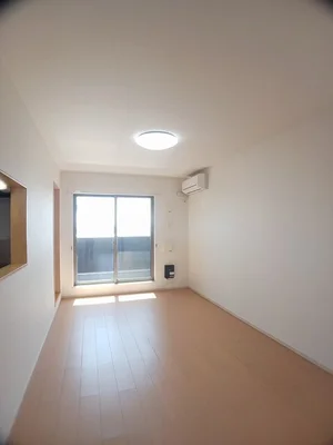 のマンスリーマンション・ウィークリーマンション「クイーン・ヒルズ 303・洋室(No.1291068)」メイン画像