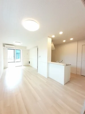 のマンスリーマンション・ウィークリーマンション「モダンハウスＢ 102・洋室(No.1291137)」メイン画像