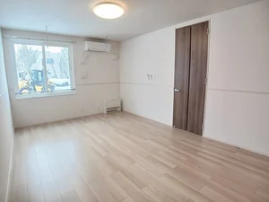 旭川医科大学病院周辺のマンスリーマンション・ウィークリーマンション「ブルー　アステール 105・洋室(No.1291165)」メイン画像