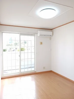 のマンスリーマンション・ウィークリーマンション「メゾン　リヴァージュ 101・洋室(No.1291181)」メイン画像