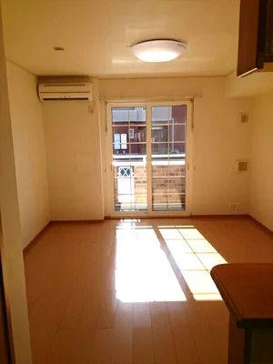 のマンスリーマンション・ウィークリーマンション「サニーパレスⅠ 103・洋室(No.1291240)」メイン画像