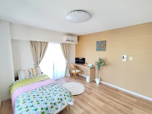 のマンスリーマンション・ウィークリーマンション「💃💖【コンビニ徒歩すぐ◎】✨🚶‍♀️‍➡️オートロック付き🔏オール電化💫飲食店も近🍜【駐車場有🚙】 203(No.1291361)」メイン画像