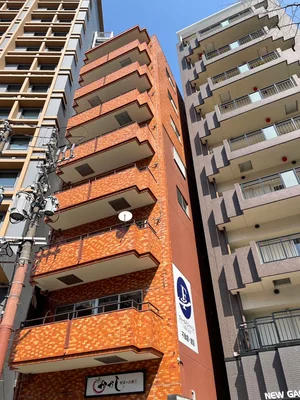 のマンスリーマンション・ウィークリーマンション「楽HOUSE祇園町【七隈線 櫛田神社前駅 徒歩1分/空港線 祇園駅 徒歩5分 】 マンスリー(No.1291364)」メイン画像