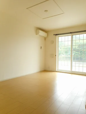 のマンスリーマンション・ウィークリーマンション「フリックシェノン　Ⅲ 101・洋室(No.1291429)」メイン画像