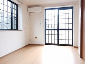 のマンスリーマンション・ウィークリーマンション「アンソレイエⅠ 102・洋室(No.1291482)」メイン画像