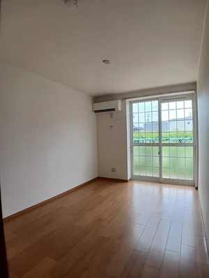 豊川駅（愛知県）・豊川稲荷駅（愛知県）のマンスリーマンション・ウィークリーマンション「ファミールＨＡＫＵＨＯＵ　Ｂ 101・洋室(No.1291572)」メイン画像