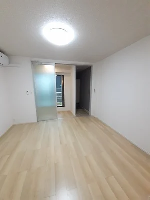 東岡崎駅（愛知県）のマンスリーマンション・ウィークリーマンション「リバーサイド北斗台 101・洋室(No.1291602)」メイン画像