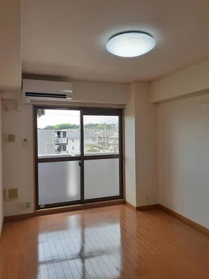 中川原駅（三重県）のマンスリーマンション・ウィークリーマンション「ソレアード・Ｋ・Ｓ 303・洋室(No.1291676)」メイン画像