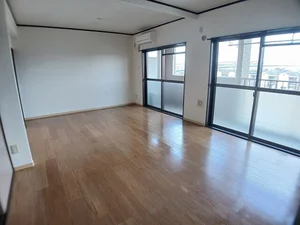 のマンスリーマンション・ウィークリーマンション「アーバンハウス鴨川 305・洋室(No.1291704)」メイン画像