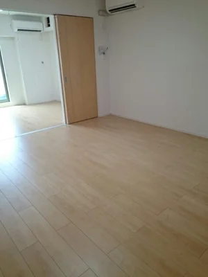 のマンスリーマンション・ウィークリーマンション「Ｄｉｅｕ　Ｌａｃ 302・洋室(No.1291728)」メイン画像