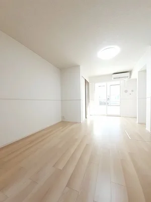 松山市のマンスリーマンション・ウィークリーマンション「シャーロームＳ 102・洋室(No.1291843)」メイン画像