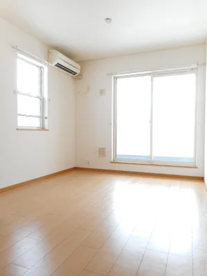 日向市駅（宮崎県）のマンスリーマンション・ウィークリーマンション「ソレイユ友Ｂ棟 203・洋室(No.1291949)」メイン画像