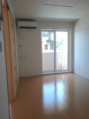 のマンスリーマンション・ウィークリーマンション「メゾン　ドゥ　ソレイユ 102・洋室(No.1291990)」メイン画像