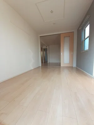 のマンスリーマンション・ウィークリーマンション「シームリー・ノース 105・洋室(No.1292062)」メイン画像