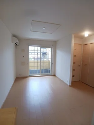 のマンスリーマンション・ウィークリーマンション「ザオバーレイ 102・洋室(No.1292228)」メイン画像