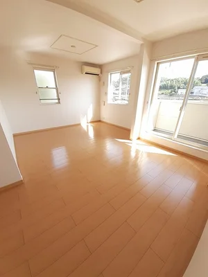 のマンスリーマンション・ウィークリーマンション「ミニョン・ドゥ 201・洋室(No.1292231)」メイン画像