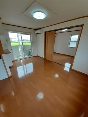 高茶屋駅（三重県）のマンスリーマンション・ウィークリーマンション「メゾン　アルトウム 101・洋室(No.1292338)」メイン画像