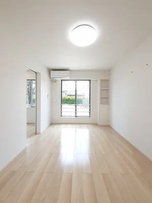 富山市のマンスリーマンション・ウィークリーマンション「ベルモア向新庄Ⅱ 102・洋室(No.1292743)」メイン画像