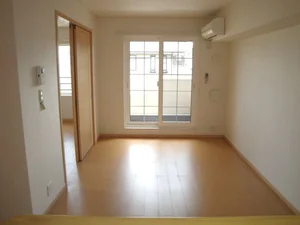 東伯郡琴浦町のマンスリーマンション・ウィークリーマンション「トゥー・ル・モンド 203・洋室(No.1292915)」メイン画像