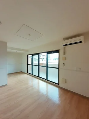 のマンスリーマンション・ウィークリーマンション「サンライズ　新池 102・洋室(No.1292938)」メイン画像