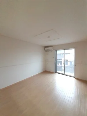 栗林駅（香川県）のマンスリーマンション・ウィークリーマンション「トルヴェ　ラ　フェーヴⅡ 203・洋室(No.1292940)」メイン画像