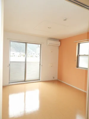 広島市安佐北区のマンスリーマンション・ウィークリーマンション「リバーサイド真倉　Ｅ 102・洋室(No.1292981)」メイン画像