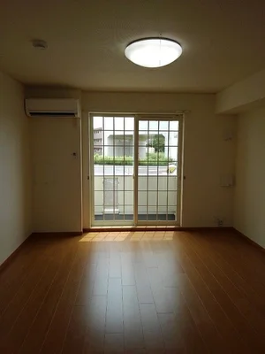 のマンスリーマンション・ウィークリーマンション「クレア　フォー　シーズンズＣ 103・洋室(No.1293128)」メイン画像