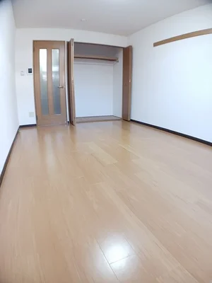 日田駅（大分県）のマンスリーマンション・ウィークリーマンション「アウローラハイツ 102・洋室(No.1293355)」メイン画像