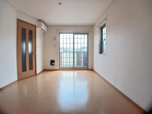 のマンスリーマンション・ウィークリーマンション「フローラルハイツⅢ 101・洋室(No.1293384)」メイン画像