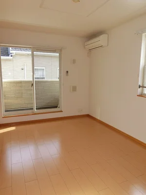 のマンスリーマンション・ウィークリーマンション「スワン　ＫＩＴＡＭＵＲＡ　Ｃ 201・洋室(No.1293399)」メイン画像