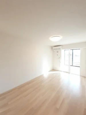 のマンスリーマンション・ウィークリーマンション「エベントⅢ 102・洋室(No.1293402)」メイン画像