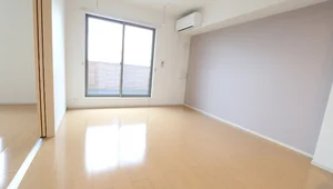 のマンスリーマンション・ウィークリーマンション「シャン・ド・フルールⅡ 202・洋室(No.1293651)」メイン画像