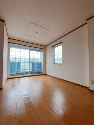 のマンスリーマンション・ウィークリーマンション「ブルースカイ　２１ 201・洋室(No.1293763)」メイン画像