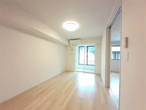 のマンスリーマンション・ウィークリーマンション「セレーノ伊那Ⅰ 102・洋室(No.1293828)」メイン画像