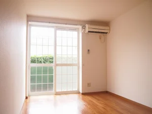 丹羽郡扶桑町のマンスリーマンション・ウィークリーマンション「カーサ・ソレアード 102・洋室(No.1293902)」メイン画像