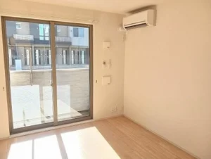 のマンスリーマンション・ウィークリーマンション「ブリッサ港西Ⅰ 102・洋室(No.1293912)」メイン画像