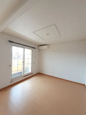 のマンスリーマンション・ウィークリーマンション「ファミーユ　ドゥ 203・洋室(No.1293931)」メイン画像