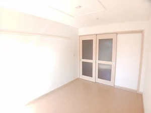 のマンスリーマンション・ウィークリーマンション「サンリットヴィラＡ 103・洋室(No.1293987)」メイン画像