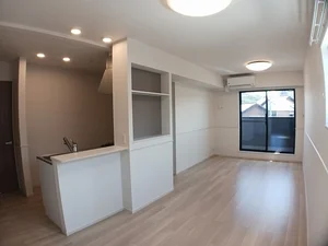 のマンスリーマンション・ウィークリーマンション「グレイス加茂　Ⅱ 201・洋室(No.1294099)」メイン画像