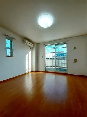 松山市のマンスリーマンション・ウィークリーマンション「リヴァーパークⅡ　Ｂ 201・洋室(No.1294135)」メイン画像