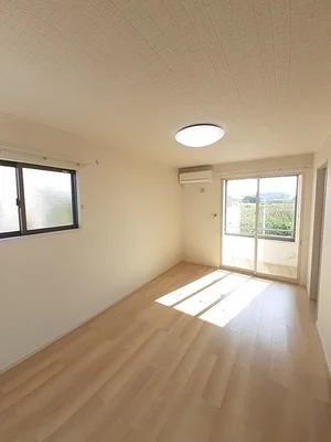 のマンスリーマンション・ウィークリーマンション「Ｊ－シャモニー　スロープ　Ⅰ 101・洋室(No.1294152)」メイン画像