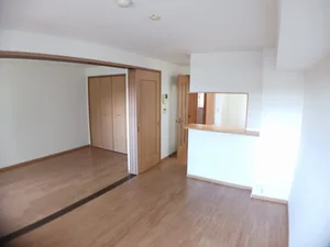 のマンスリーマンション・ウィークリーマンション「フォーリスト黒髪 302・洋室(No.1294219)」メイン画像