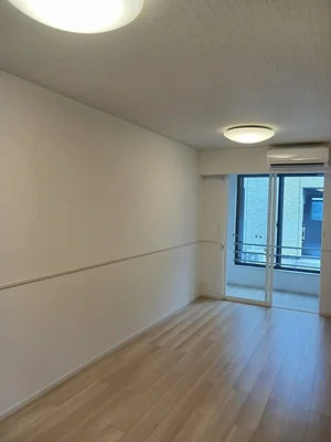 のマンスリーマンション・ウィークリーマンション「ウェル　アイランドＳ－Ⅱ 104・洋室(No.1294241)」メイン画像