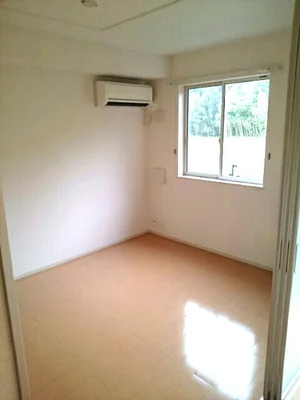 のマンスリーマンション・ウィークリーマンション「ヴァ・ビレッジ 104・洋室(No.1294276)」メイン画像