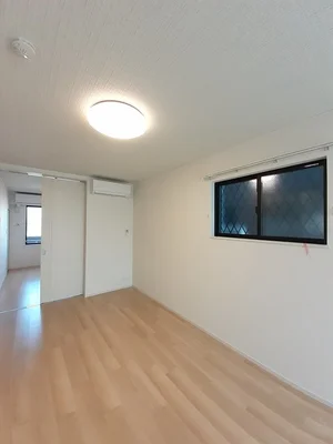 浜松市浜名区のマンスリーマンション・ウィークリーマンション「ウエストメロウ 103・洋室(No.1294302)」メイン画像