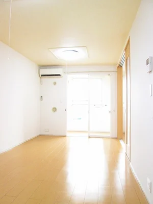 のマンスリーマンション・ウィークリーマンション「ソレイユＢ 201・洋室(No.1294363)」メイン画像