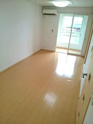 鯖江市のマンスリーマンション・ウィークリーマンション「フェアリ－・テ－ル　Ⅱ 203・洋室(No.1294399)」メイン画像