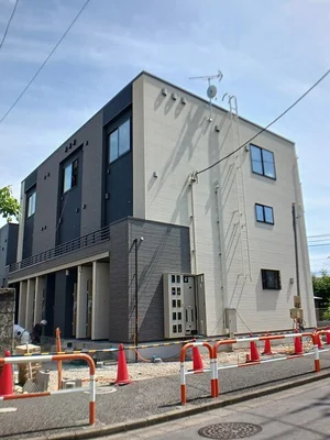 のマンスリーマンション・ウィークリーマンション「ナナラーピカケ 302・洋室(No.1294488)」メイン画像