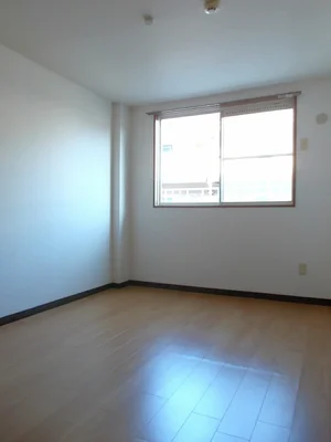 備後本庄駅（広島県）のマンスリーマンション・ウィークリーマンション「エルディム　喜多村Ｂ 102・洋室(No.1294552)」メイン画像