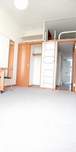 のマンスリーマンション・ウィークリーマンション「レオパレスパタータ 207(No.1294685)」メイン画像